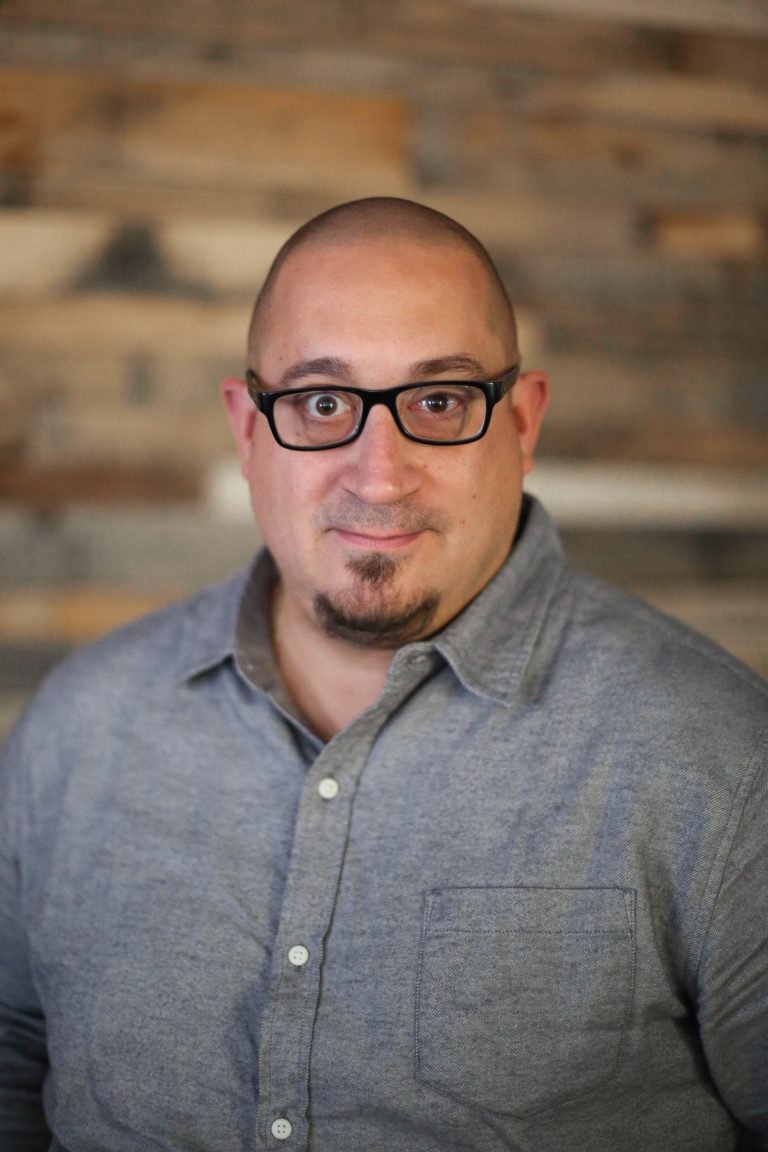 Joe Pragay Headshot