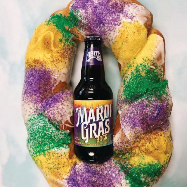 Celebrate Mardi Gras with Louisiana's @abitabeer 💜💛💚🍻 

Abita Mardi Gras Bock - brewed with pale, pilsner and caramel malts and German Perle hops. 6.5% ABV

Abita Purple Haze - lager brewed with real raspberries added after filtration. 4.2% ABV